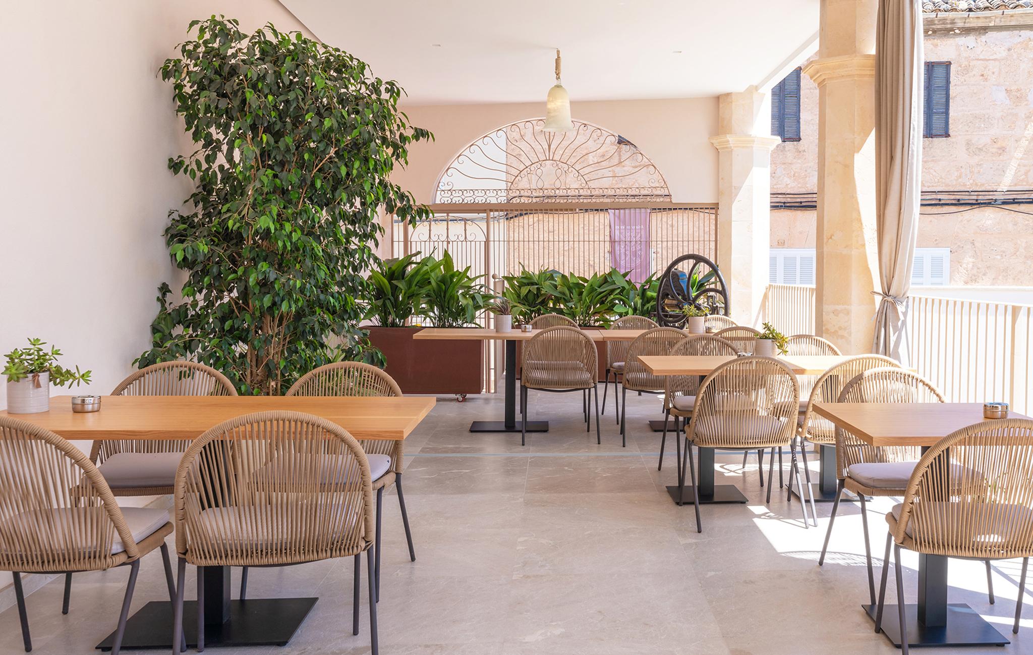 Ynaira Hotel & Spa Ариань Экстерьер фото