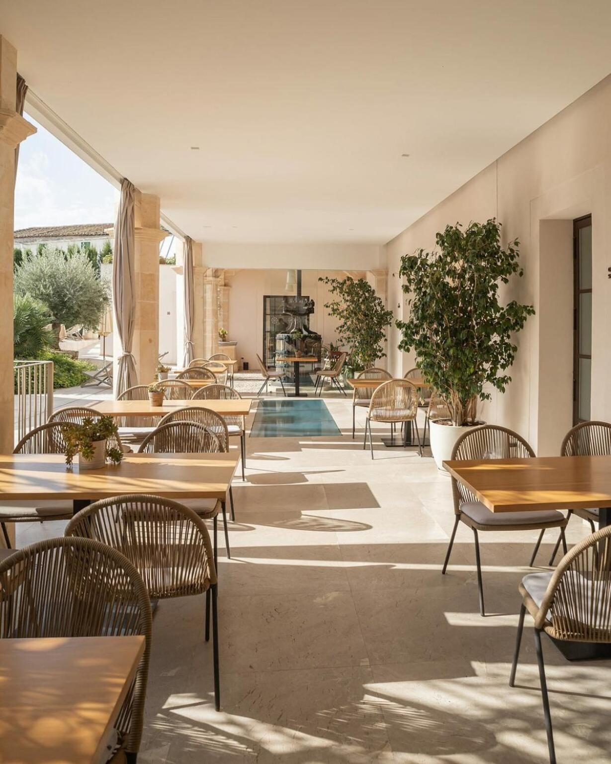 Ynaira Hotel & Spa Ариань Экстерьер фото
