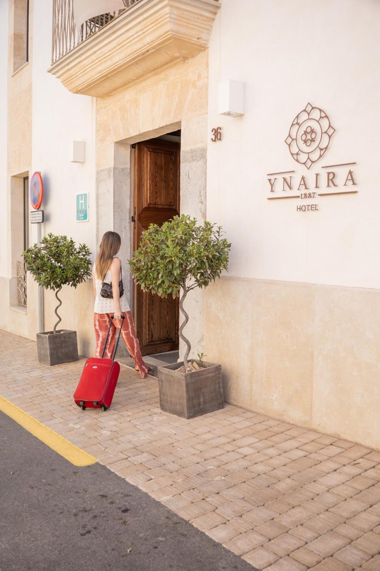 Ynaira Hotel & Spa Ариань Экстерьер фото